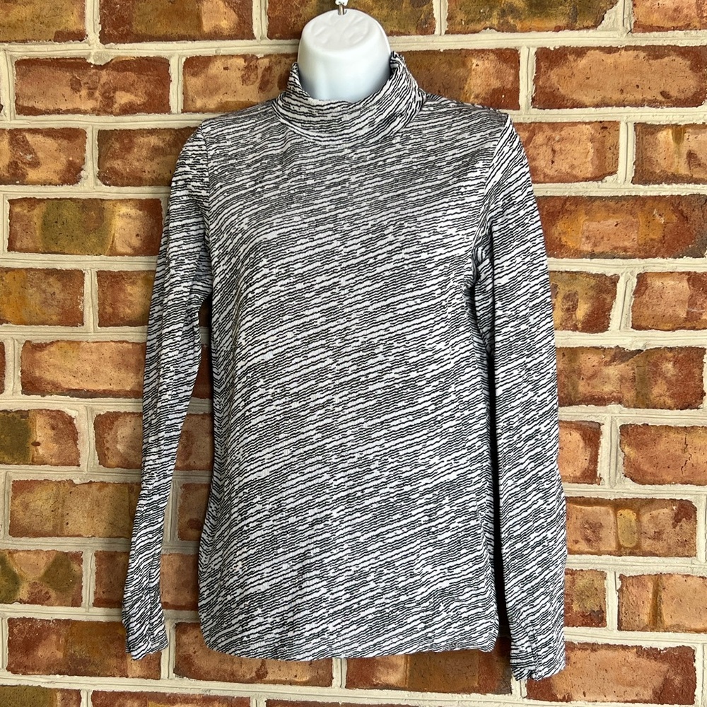 Athleta Black and White long sleeve active high neck Women's Top. Medium
